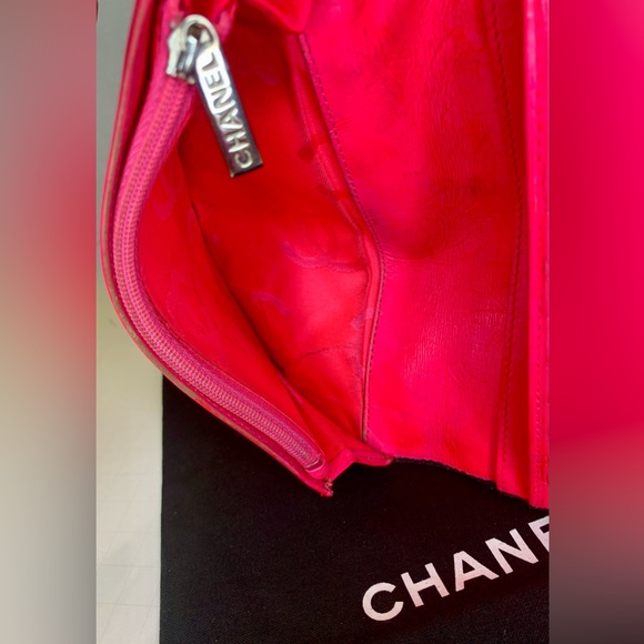 CHANEL Cambon Bi fold Long Wallet Line Coco Mark Leather / Black ~ Neon Pink COA - Picture 9 of 16